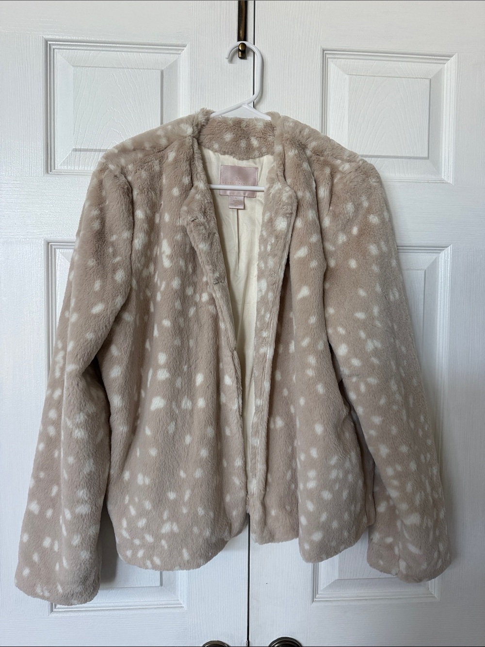 Rachel Parcell  Cream Spotted Teddy Jacket - Women's Cozy Open Front Coat